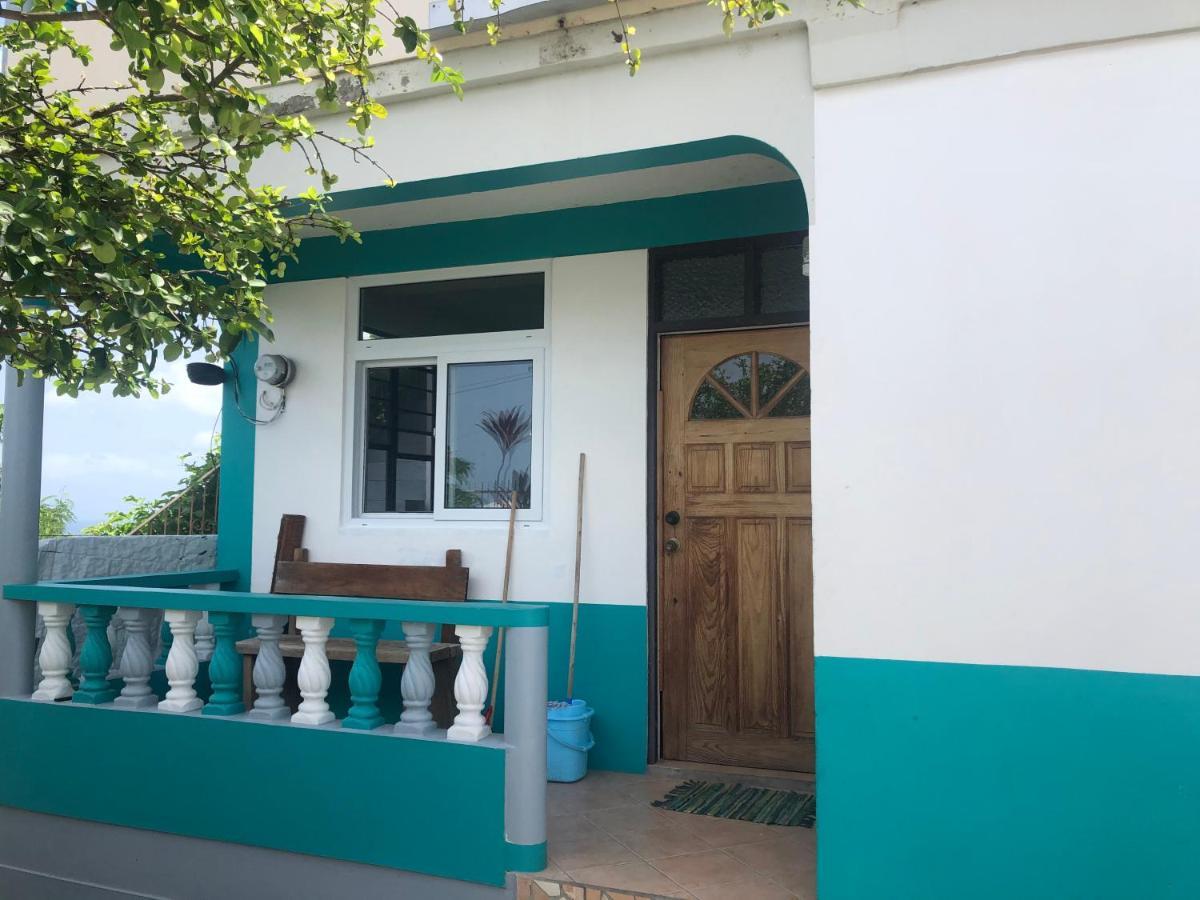 Joy'S Apartment Розо Екстериор снимка